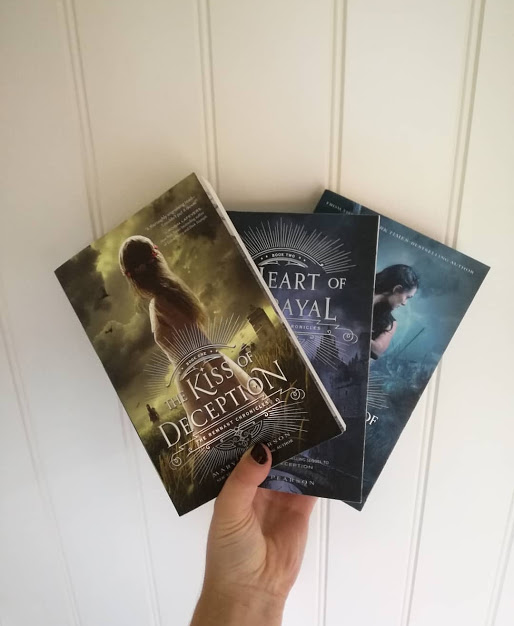 REVIEW: The Remnant Chronicles&nbsp;(Series)